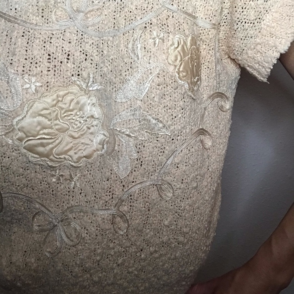 🍊VTG peach knit embellished sweater top - Picture 3 of 6